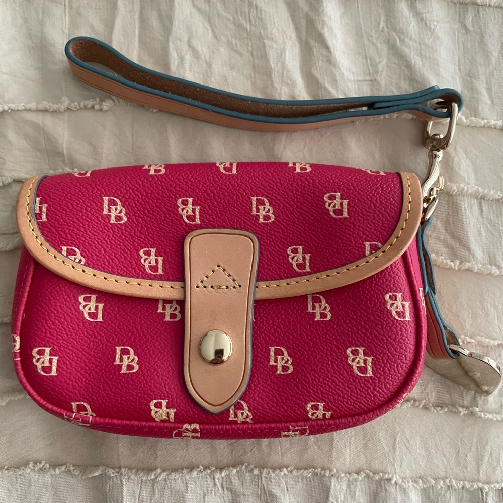 Dooney & Bourke Red and Tan Charm wristlet